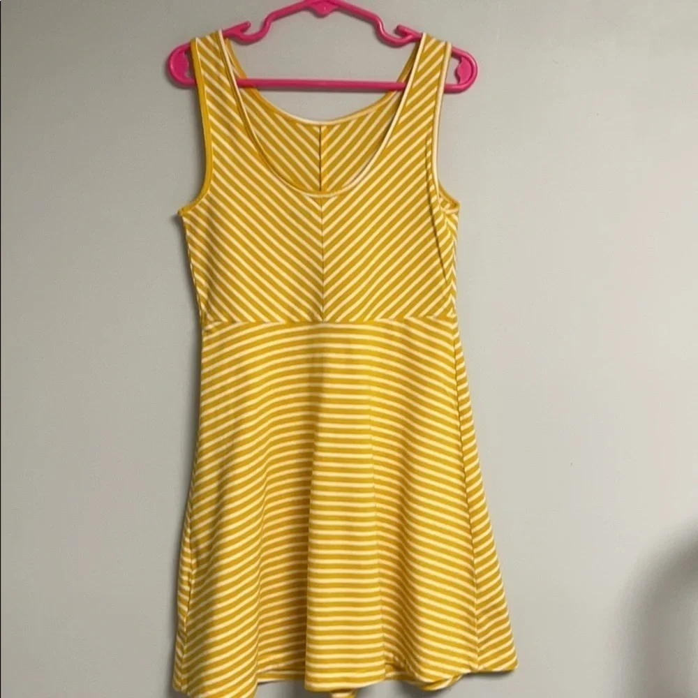 Old Navy Girls sleeveless yellow striped summer dress, S